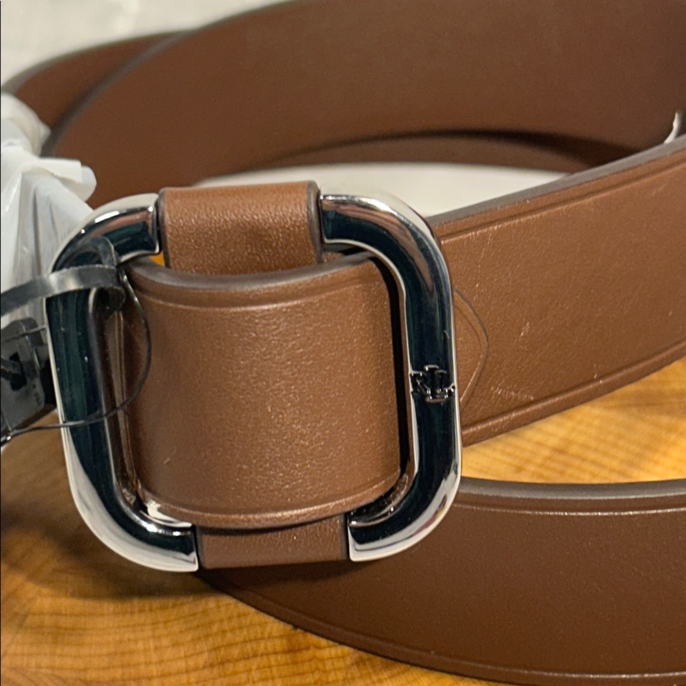 NWT Laure Ralph Lauren leather elegant classic belt